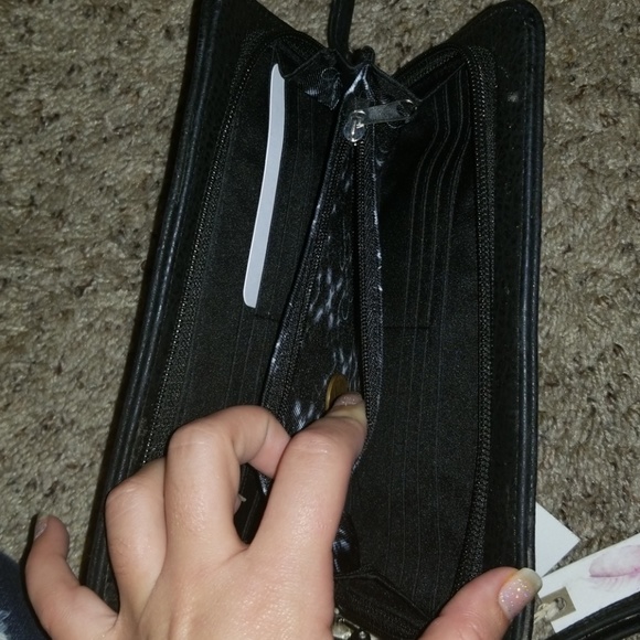 Jessica Simpson Wristlet Wallet - Picture 6 of 8